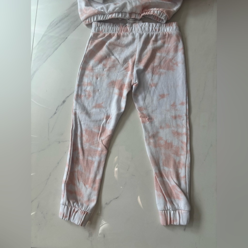 Guess Kids Pink and White Tie-Dye Set - Picture 7 of 8